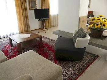 Garni Siesta Park Lägenhetshotell 3*